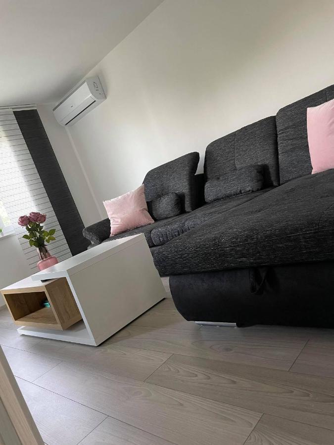 Apartment Tomy Rijeka Ngoại thất bức ảnh
